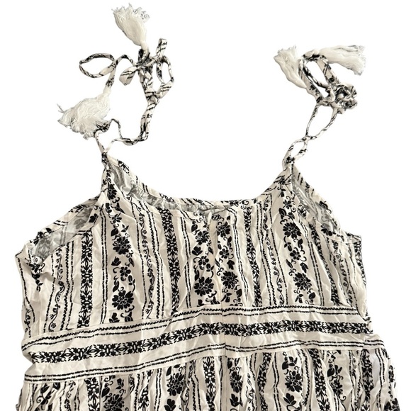 Cupshe Knotted Strap Floral Maxi Dress - Picture 2 of 8